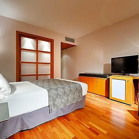 Eurostars Parque 4* ליסבון