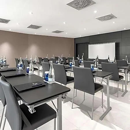 Eurostars Parque מלון 4*