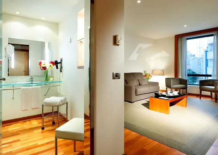 ホテル ユーロスターズ リスボア パルケ 4*