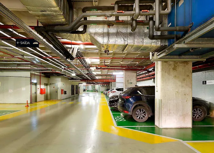 ホテル ユーロスターズ リスボア パルケ 4*