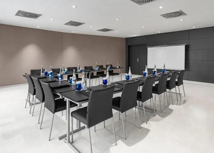 ユーロスターズ リスボア パルケ ホテル