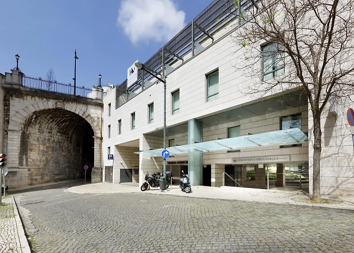 ユーロスターズ リスボア パルケ ホテル 4*