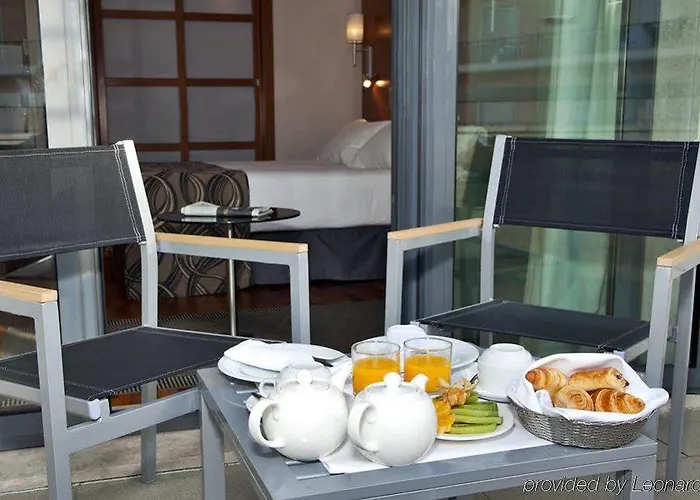 ホテル ユーロスターズ リスボア パルケ 4*