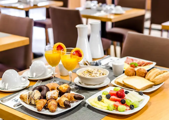 ユーロスターズ リスボア パルケ ホテル 4*