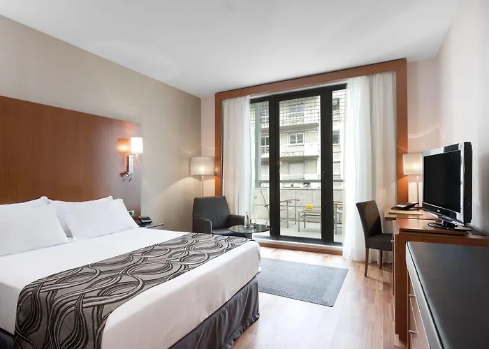 ユーロスターズ リスボア パルケ 4* リスボン