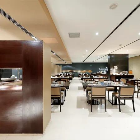 Eurostars Parque Hotel 4*